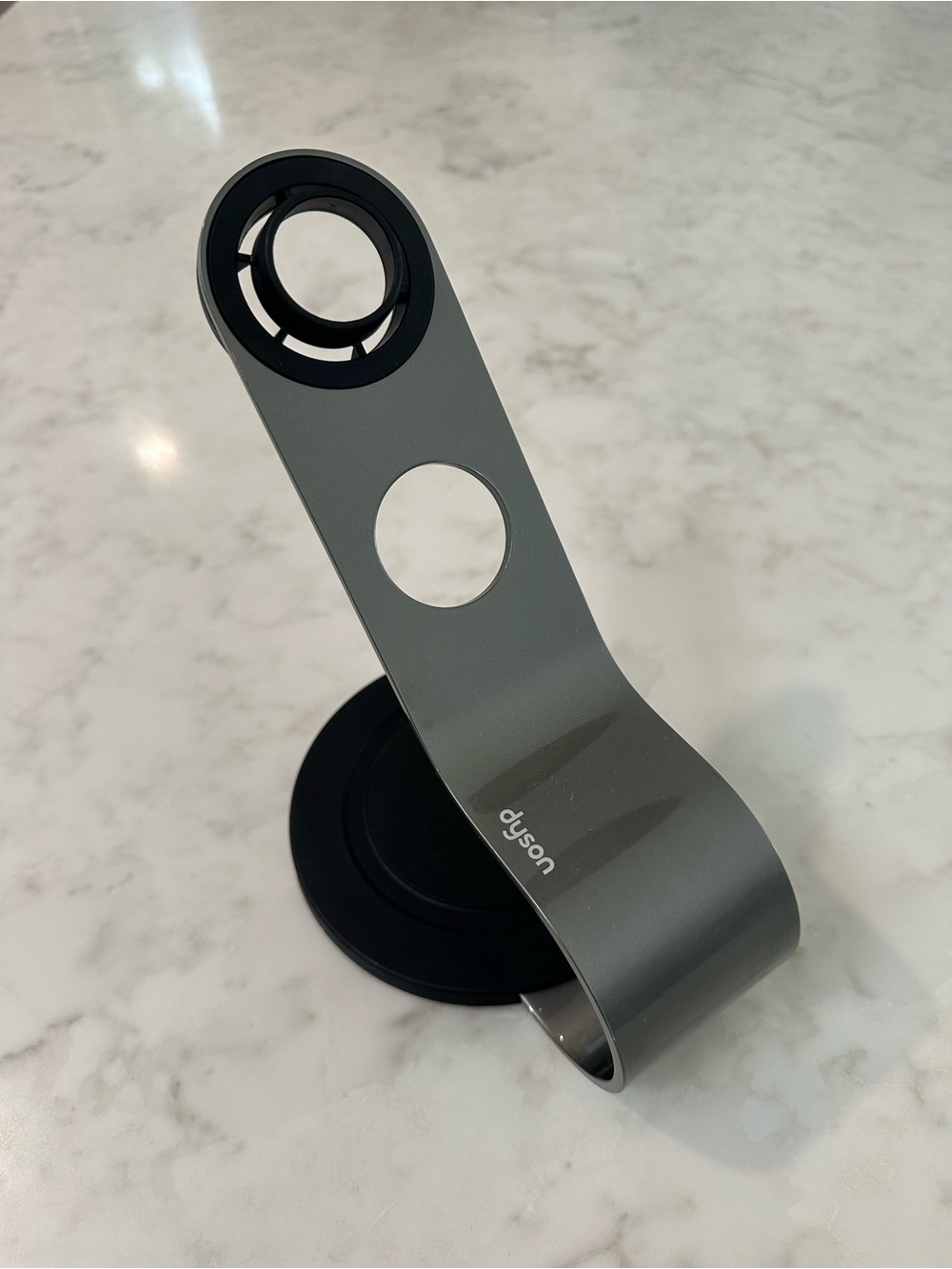 Dyson Supersonic Hair Dryer Display Stand